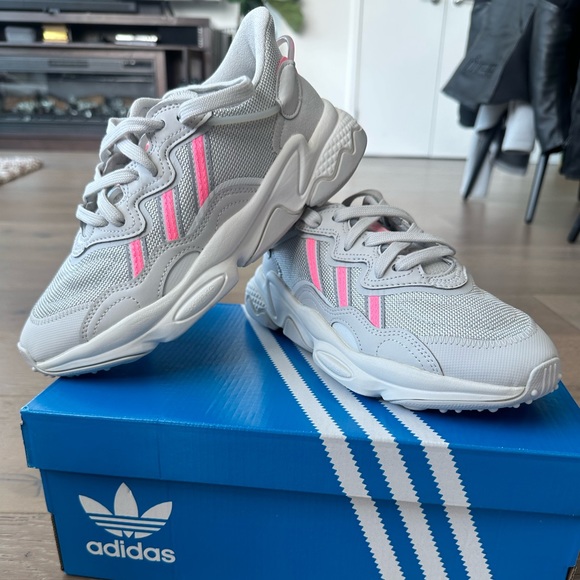 NEW Adidas Ojweego Gray and Pink Ortholite - Picture 4 of 7